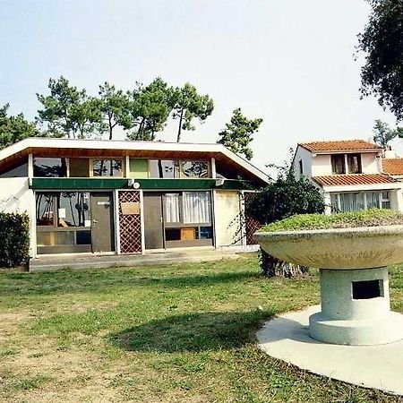 Sous Les Pins Hotel รงซี-เลส์-แบ็งส์ ภายนอก รูปภาพ